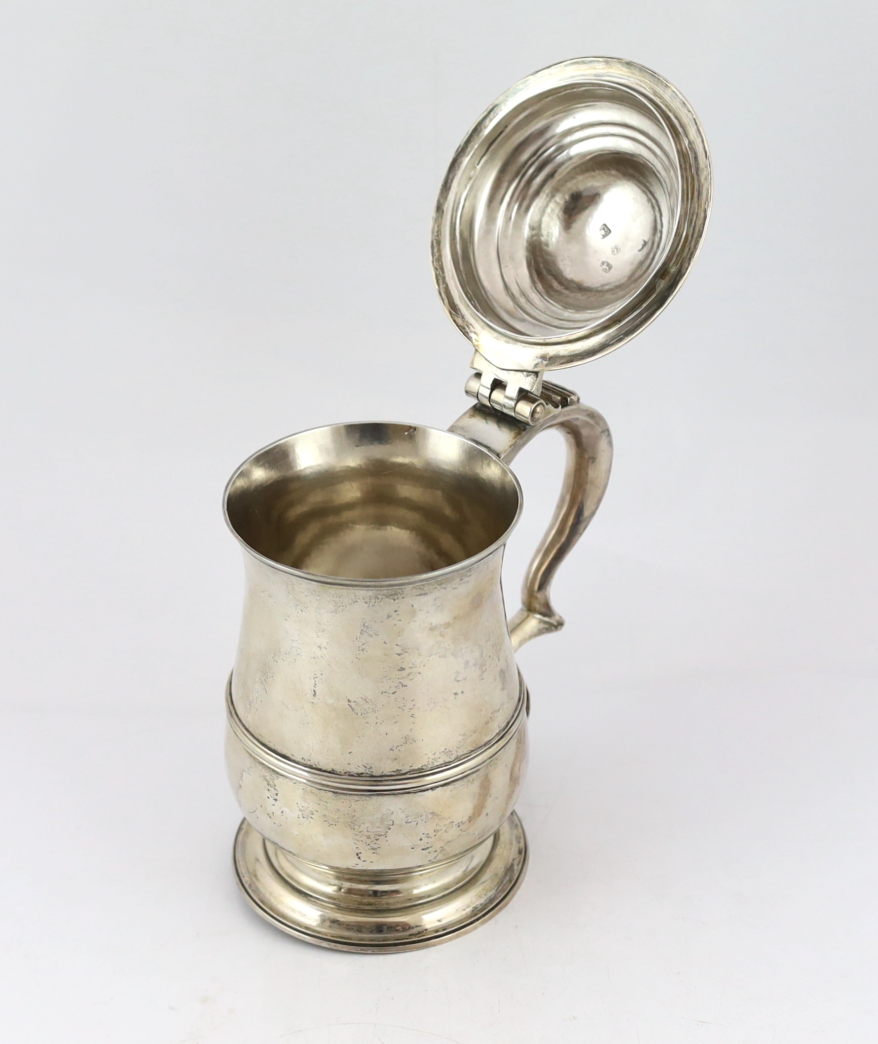 A George III silver tankard by W & J Priest